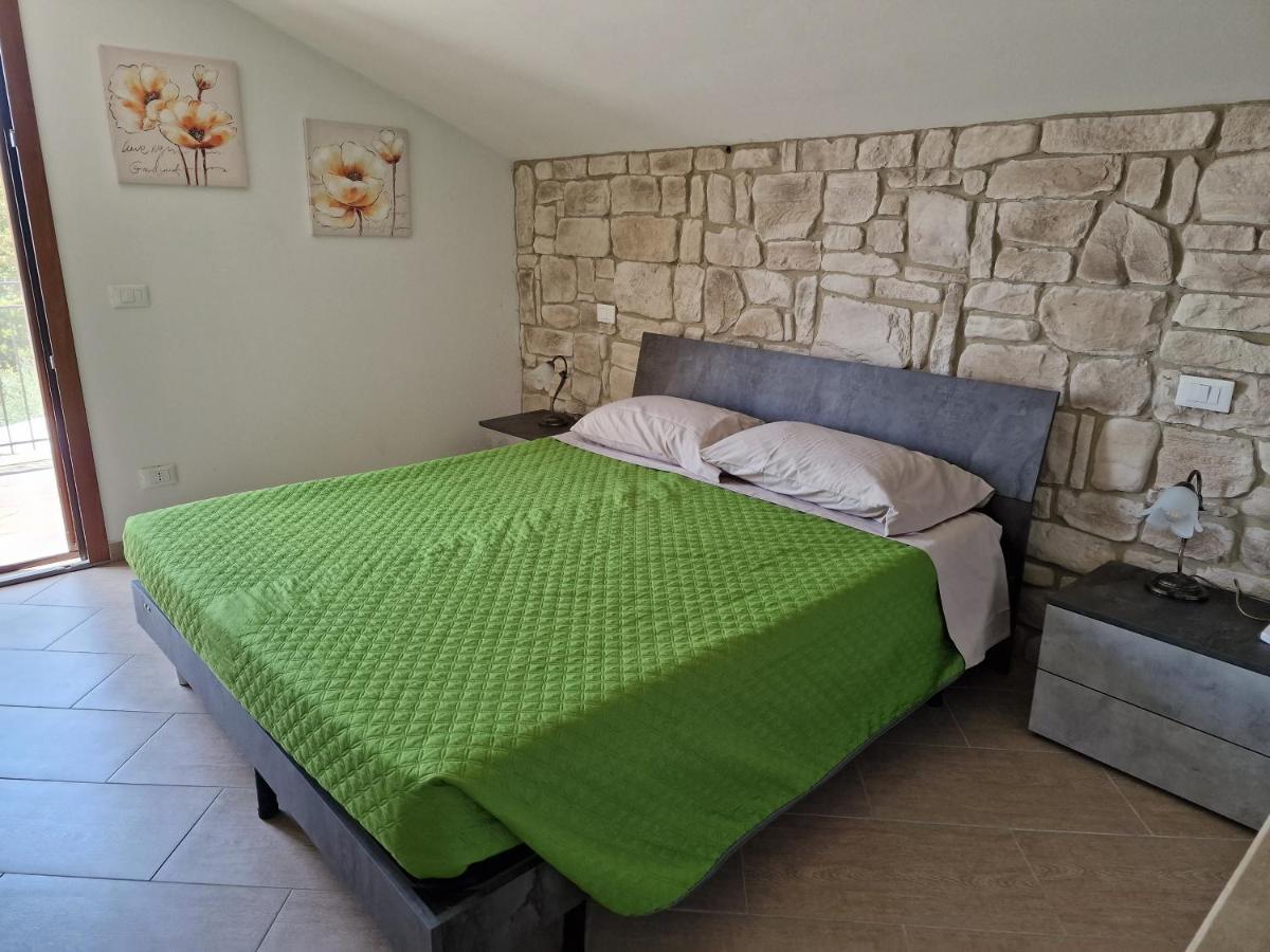 Il Panorama Apartment Монтескудайо Екстериор снимка