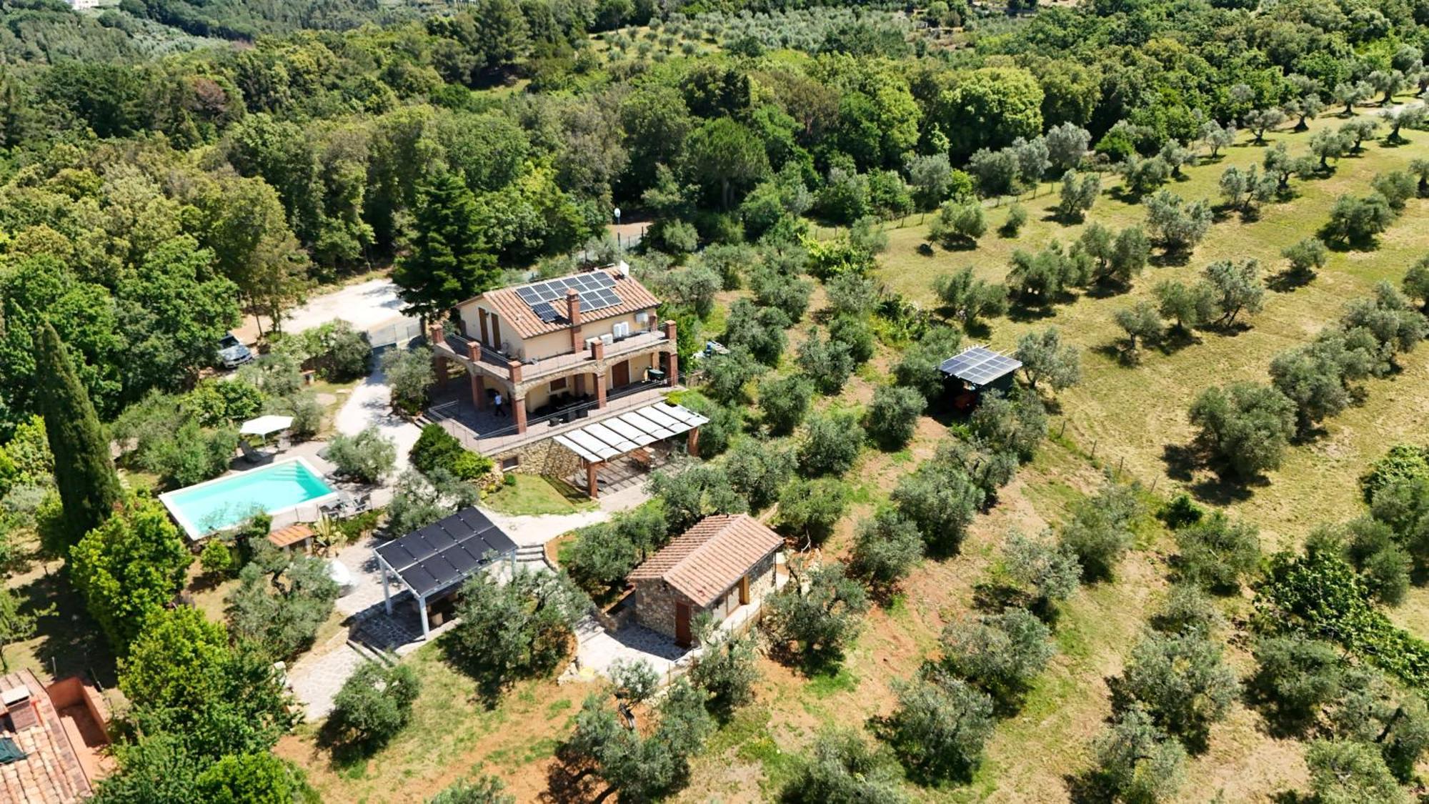 Il Panorama Apartment Монтескудайо Екстериор снимка